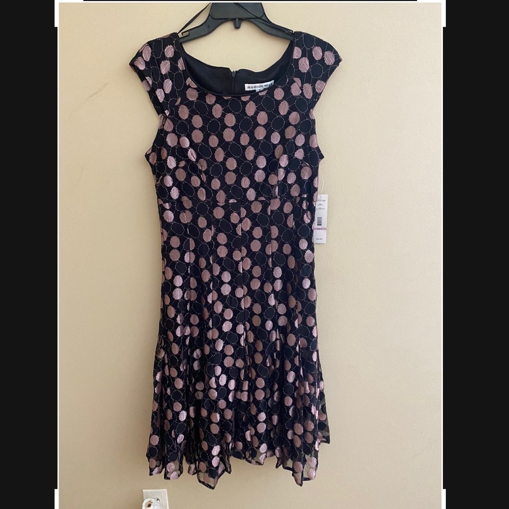 Madison Leigh, NWT, size 6, original price $88